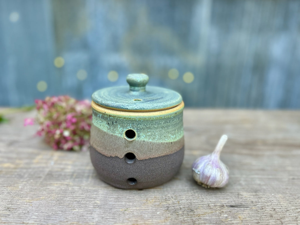 Lichen & Mulberry Garlic Storage Jar