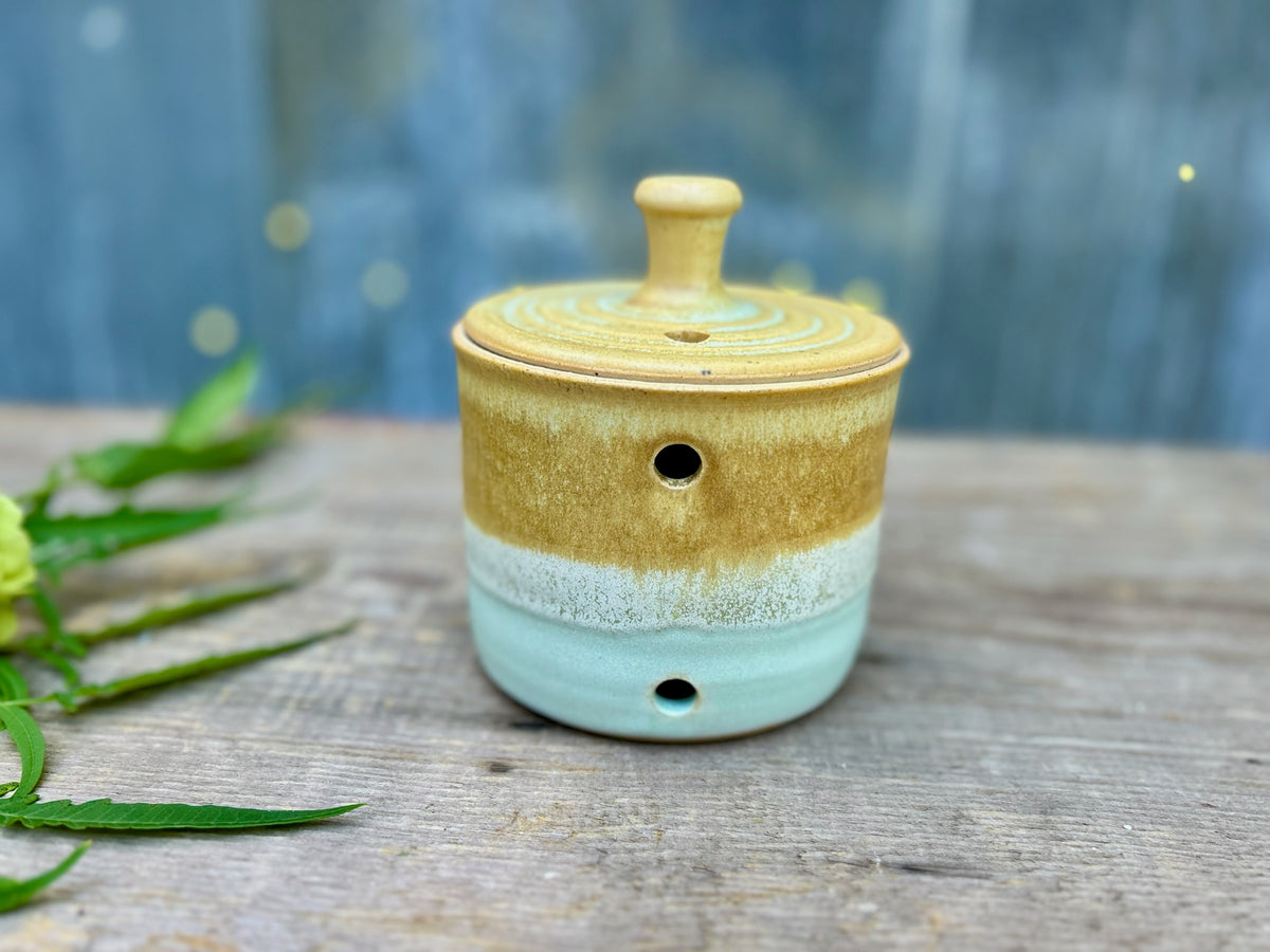 Maple & Flora Garlic Storage Jar