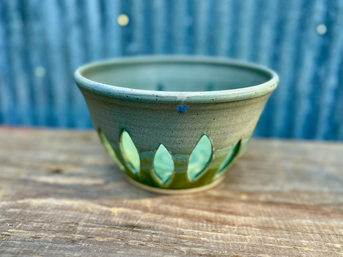 Mossy Slate Colander Bowl