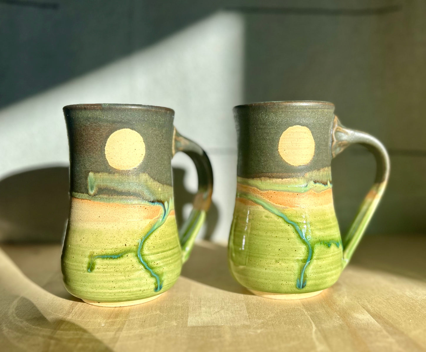 Hourglass Moon Mug Artichoke