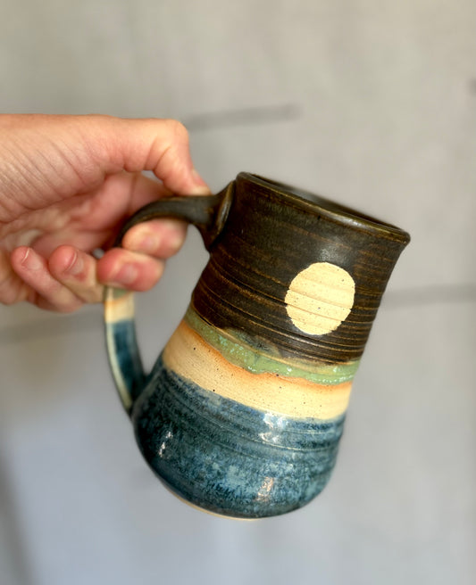 Hourglass Full Moon Mug Blue Ice