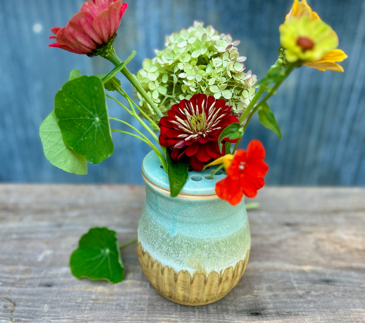 Maple & Flora Vase w/ Frog Lid