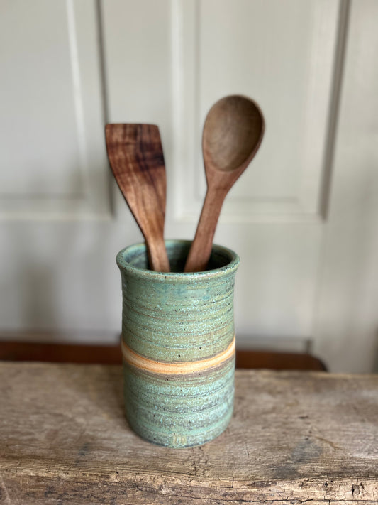 Lichen Utensil Holder