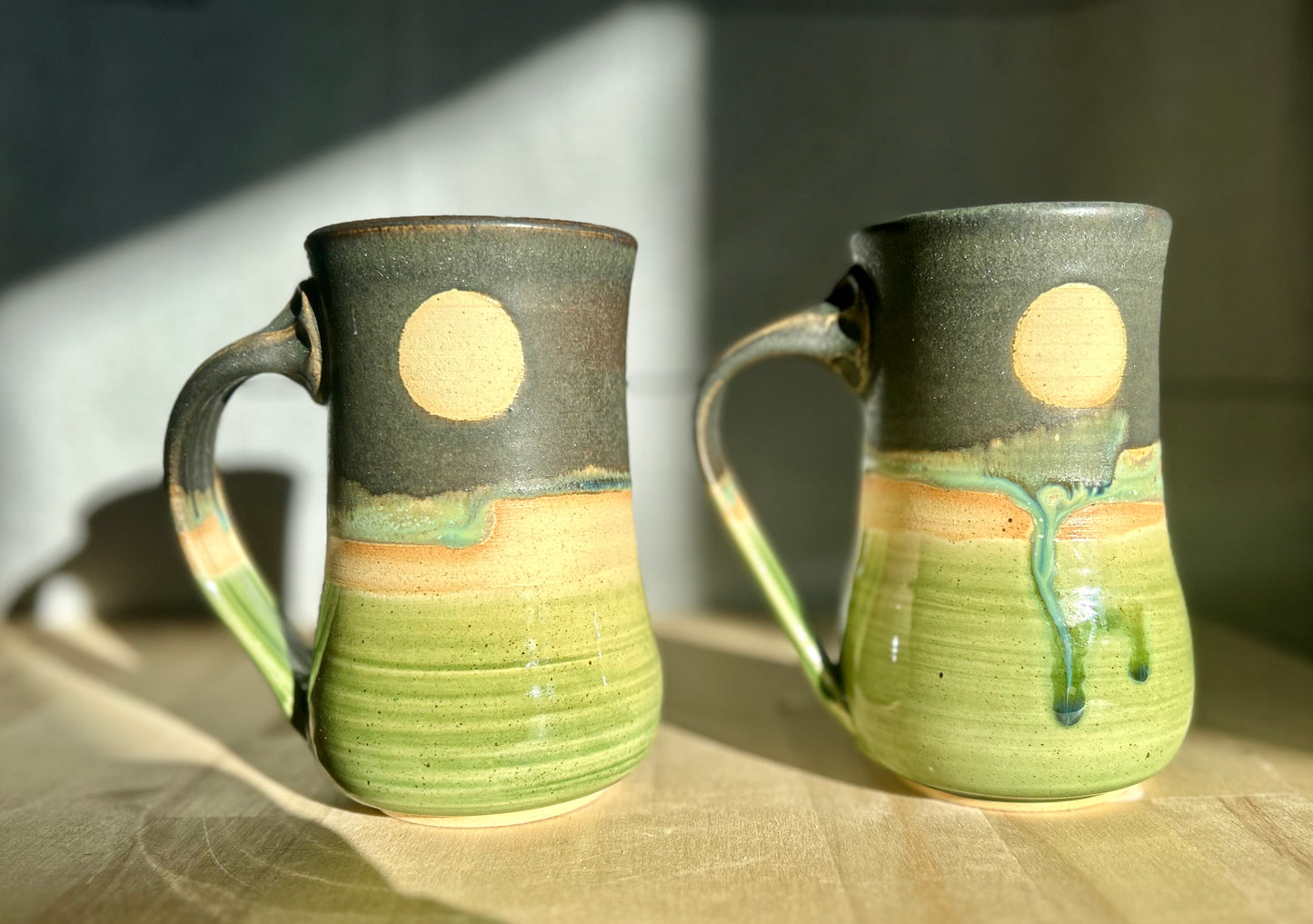 Hourglass Moon Mug Artichoke