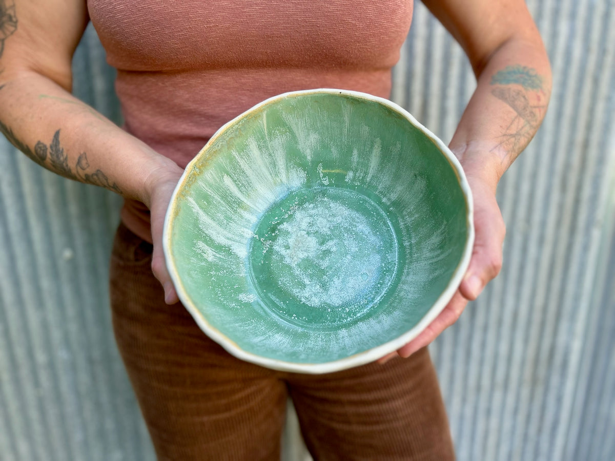 Ivy & Alabaster Serving Bowl