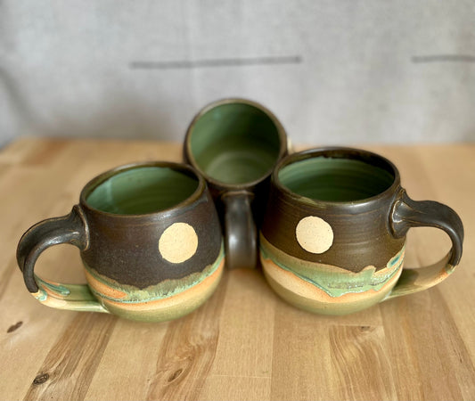 Round Full Moon Mug Artichoke