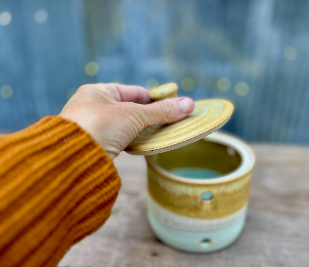 Maple & Flora Garlic Storage Jar