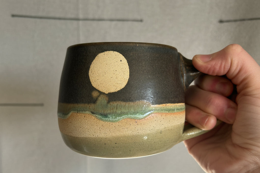 Round Full Moon Mug Artichoke