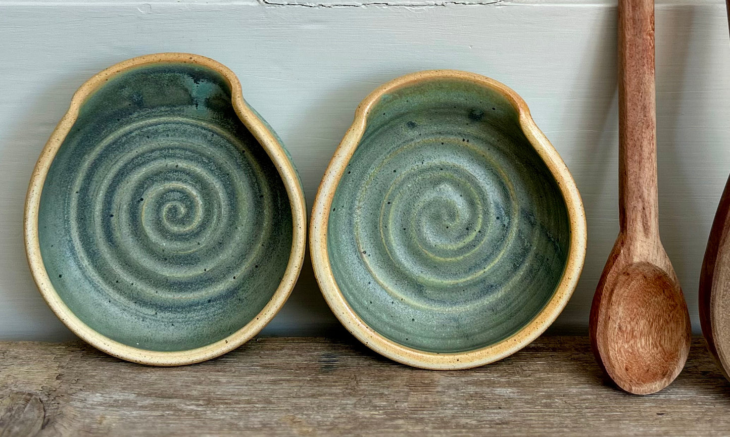 Lichen Spoon Rest
