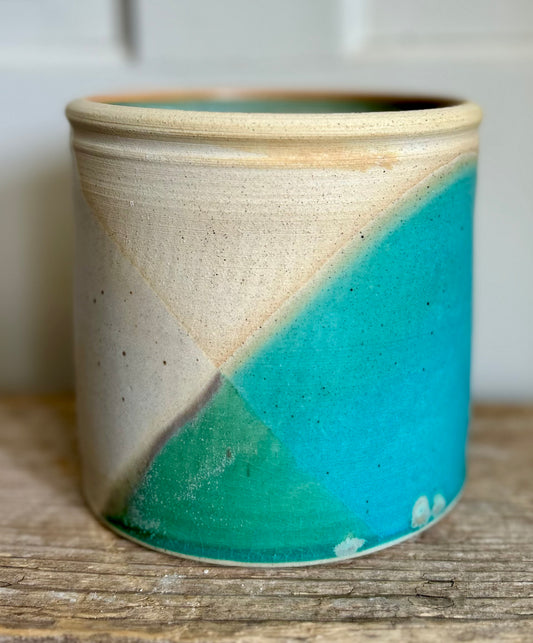Peninsula Utensil Holder