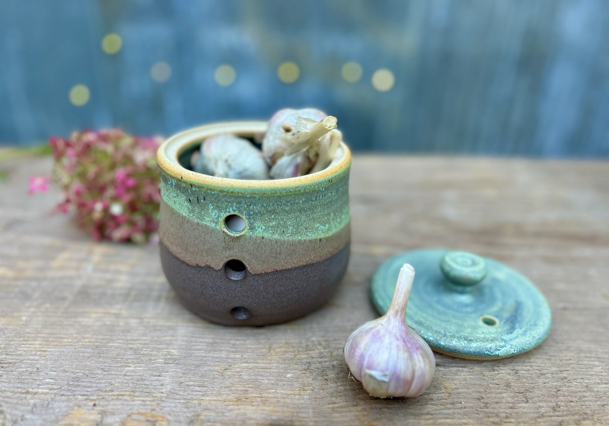Lichen & Mulberry Garlic Storage Jar