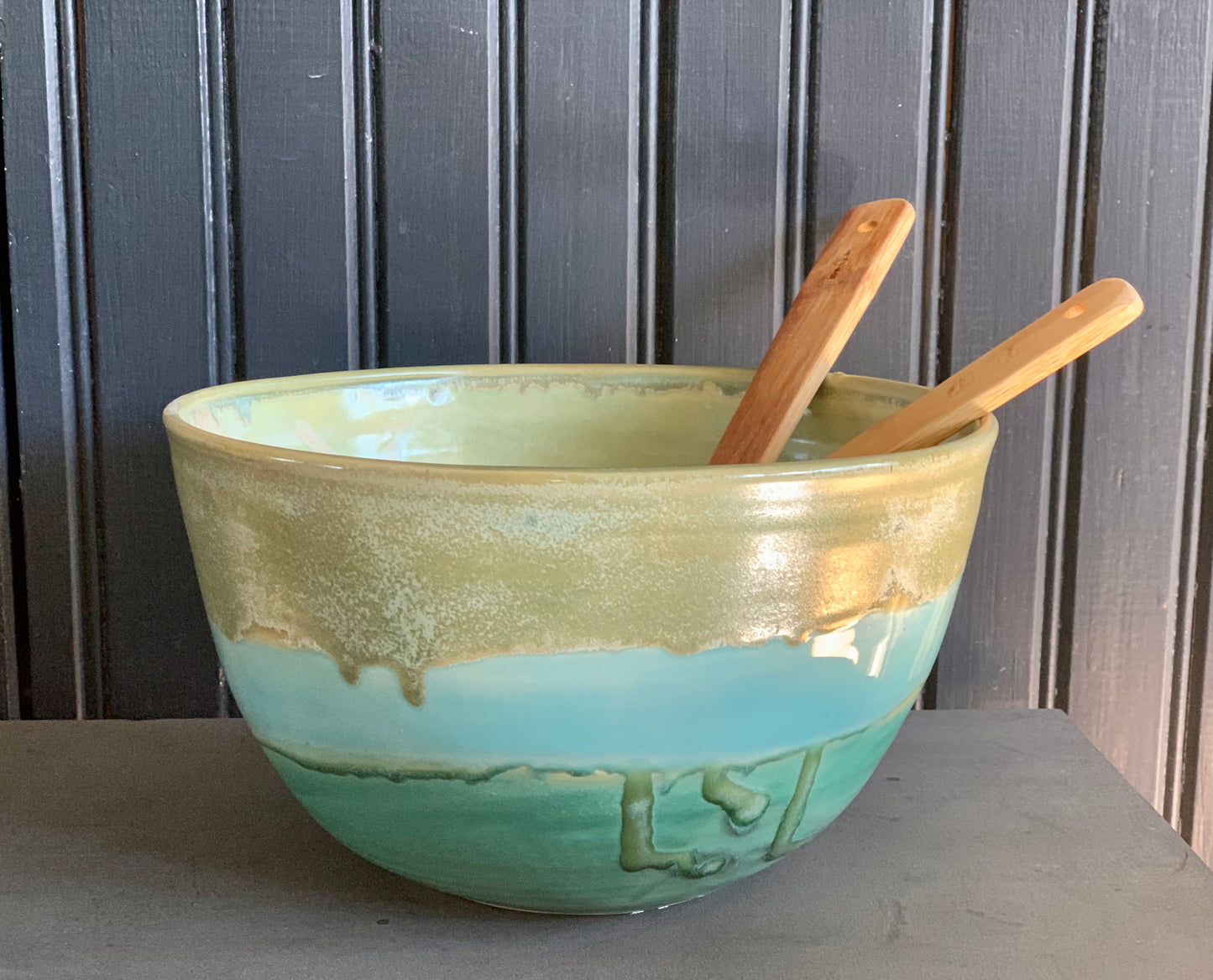 Large Serving Bowl